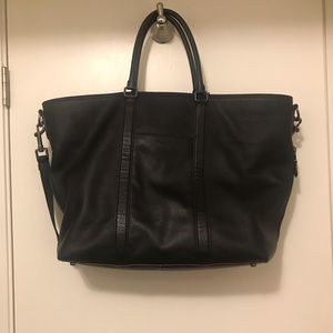 🆕🆕🆕 NWT COACH LEATHER TRECKER TOTE, Black